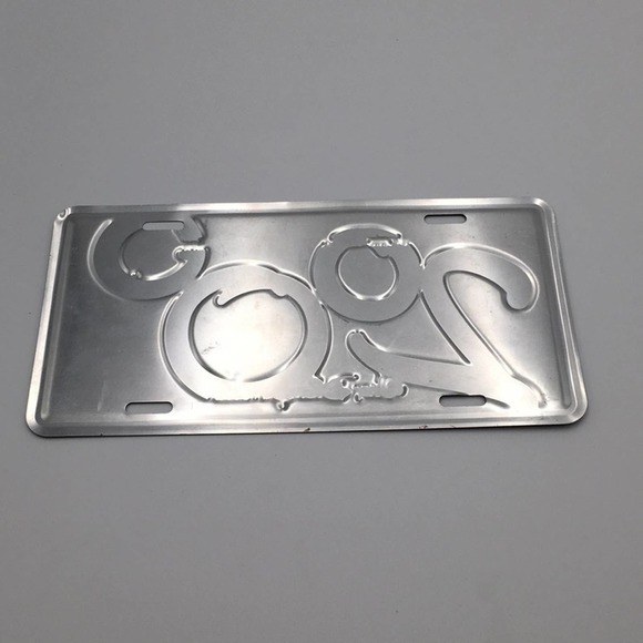 VINTAGE Disney World 2000 license plate NEW cond - Picture 3 of 9